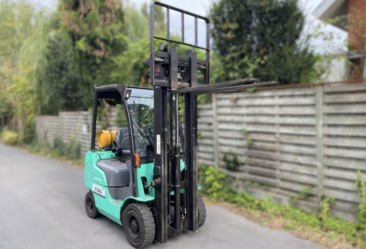 MITSUBISHI FG15N2 MITSU CAT TOYOTA NISSAN UC 1500 KG 1.5 TON FG15N DUPLEX 3.7M 3700 mm DUPLEX TRIPLEX MITSU CAT FG15 GP15 HEFTRUCK FORKLIFT CHARIOT A VENDRE FORKLIFT FOR SALE VERHUUR VERKOOP TRANSPORT HEFTRUCK FORX FORX HEFTRUCK FORX HEFTRUCKSPECIALIST THE BEST IN FORKLIFTS WEST-VLAANDEREN OOST-VLAANDEREN BRUSSEL ZEEBRUGGE BRUGGE MEULEBEKE TORHOUT ROESELARE WAREGEM