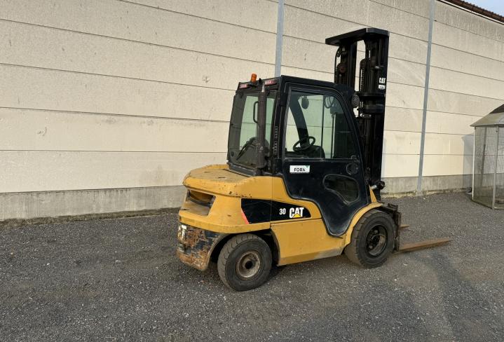 TRANSPORT HEFTRUCK CATERPILLAR CAT DP30N MITSU TOYOTA DP30N FD30N TRIPLEX 6.5M 6500 mm TRIPLEX 3 TON SIDE SHIFT FORX VERKOOP HEFTRUCKS CHARIOT A VENDRE FORKLIFT FOR SALE FORX VERHUUR HEFTRUCK FORX VERKOOP HEFTRUCK FORX TRANSPORT HEFTRUCK FORX BEST FORKLIFTDEALER BELGIUM  ZEEBRUGGE BRUGGE ZEDELGEM TORHOUT ROESELARE MEULEBEKE WAREGEM  FORX FORX                                            devako cebeko 4rent 