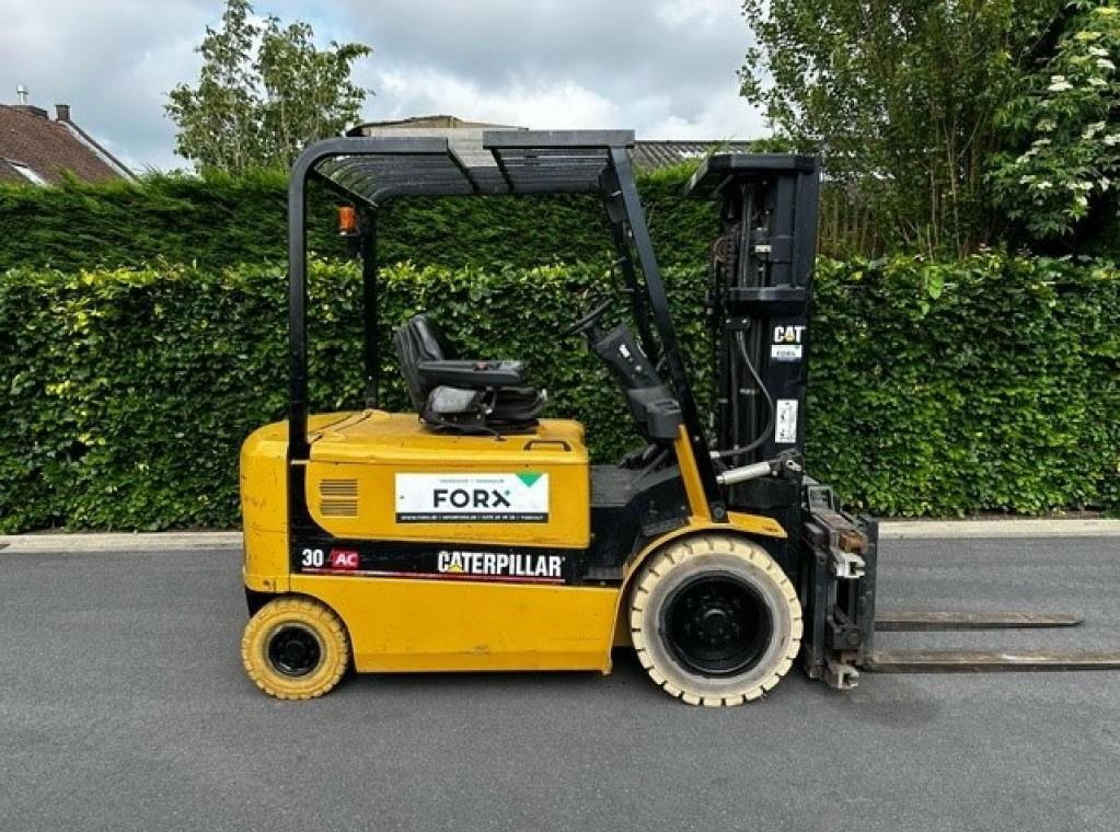 TRANSPORT HEFTRUCKS CATERPILLAR HEFTRUCK CATERPILLAR KRAAN ELEKTRISCHE HEFTRUCK 3 TON 3000 KG HEFVERMOGEN SIDE SHIFT TRIPLEX HEFTRUCK TE KOOP CHARIOT A VENDRE FORKLIFT FOR SALE FORX TE BEST HEFTRUCKDEALER MITSUBISHI CATERPILLAR NISSAN TOYOTA FORX FORX FORX 3 TON ELEKTRISCH CAT EP30K EP30N EP30K-PAK FB30N HEFTRUCK BRUGGE HEFTRUCK ZEEBRUGGE HEFTRUCKS ZEDELGEM HEFTRUCKS TORHOUT HEFTRUCKS ROESELARE HEFTRUCKS MEULEBEKE HEFTRUCKS WAREGEM