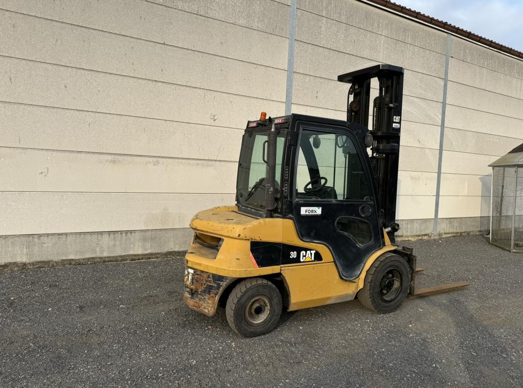 TRANSPORT HEFTRUCK CATERPILLAR CAT DP30N MITSU TOYOTA DP30N FD30N TRIPLEX 6.5M 6500 mm TRIPLEX 3 TON SIDE SHIFT FORX VERKOOP HEFTRUCKS CHARIOT A VENDRE FORKLIFT FOR SALE FORX VERHUUR HEFTRUCK FORX VERKOOP HEFTRUCK FORX TRANSPORT HEFTRUCK FORX BEST FORKLIFTDEALER BELGIUM  ZEEBRUGGE BRUGGE ZEDELGEM TORHOUT ROESELARE MEULEBEKE WAREGEM  FORX FORX                                            devako cebeko 4rent