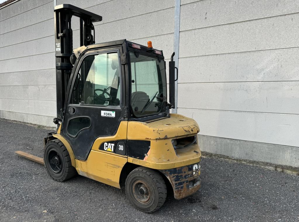 TRANSPORT HEFTRUCK CATERPILLAR CAT DP30N MITSU TOYOTA DP30N FD30N TRIPLEX 6.5M 6500 mm TRIPLEX 3 TON SIDE SHIFT FORX VERKOOP HEFTRUCKS CHARIOT A VENDRE FORKLIFT FOR SALE FORX VERHUUR HEFTRUCK FORX VERKOOP HEFTRUCK FORX TRANSPORT HEFTRUCK FORX BEST FORKLIFTDEALER BELGIUM  ZEEBRUGGE BRUGGE ZEDELGEM TORHOUT ROESELARE MEULEBEKE WAREGEM  FORX FORX                                            devako cebeko 4rent