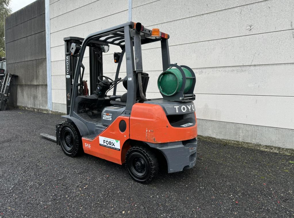 TRANSPORT HEFTRUCK TOYOTA 8FGF25 TRIPLEX 4.7M 2.5 TON HEFTRUCK TE KOOP TOYOTA TE KOOP VERKOOP HEFTRUCKS VERKOOP TOYOTA TRANSPORT HEFTRUCKS CHARIOT A VENDRE FORKLIFT FOR SALE TOYOTA @FORX TOYOTA LPG 4700 MM 2500 KG HEFTRUCK TE KOOP TE HUUR SERVICE HEFTRUCK FORX THE BEST FORKLIFTDEALER @FORX THE BEST HEFTRUCKS IN VLAANDEREN BRUSSEL ZEEBRUGGE BRUGGE ZEDELGEM TORHOUT ROESELARE MEULEBEKE WAREGEM                                                                     devako 4rent cebeko vanbruwaene