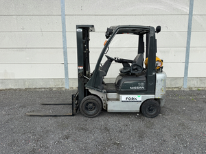 NISSAN 1.8 TON LPG TRIPLEX FORX BESTE HEFTRUCKDEALER